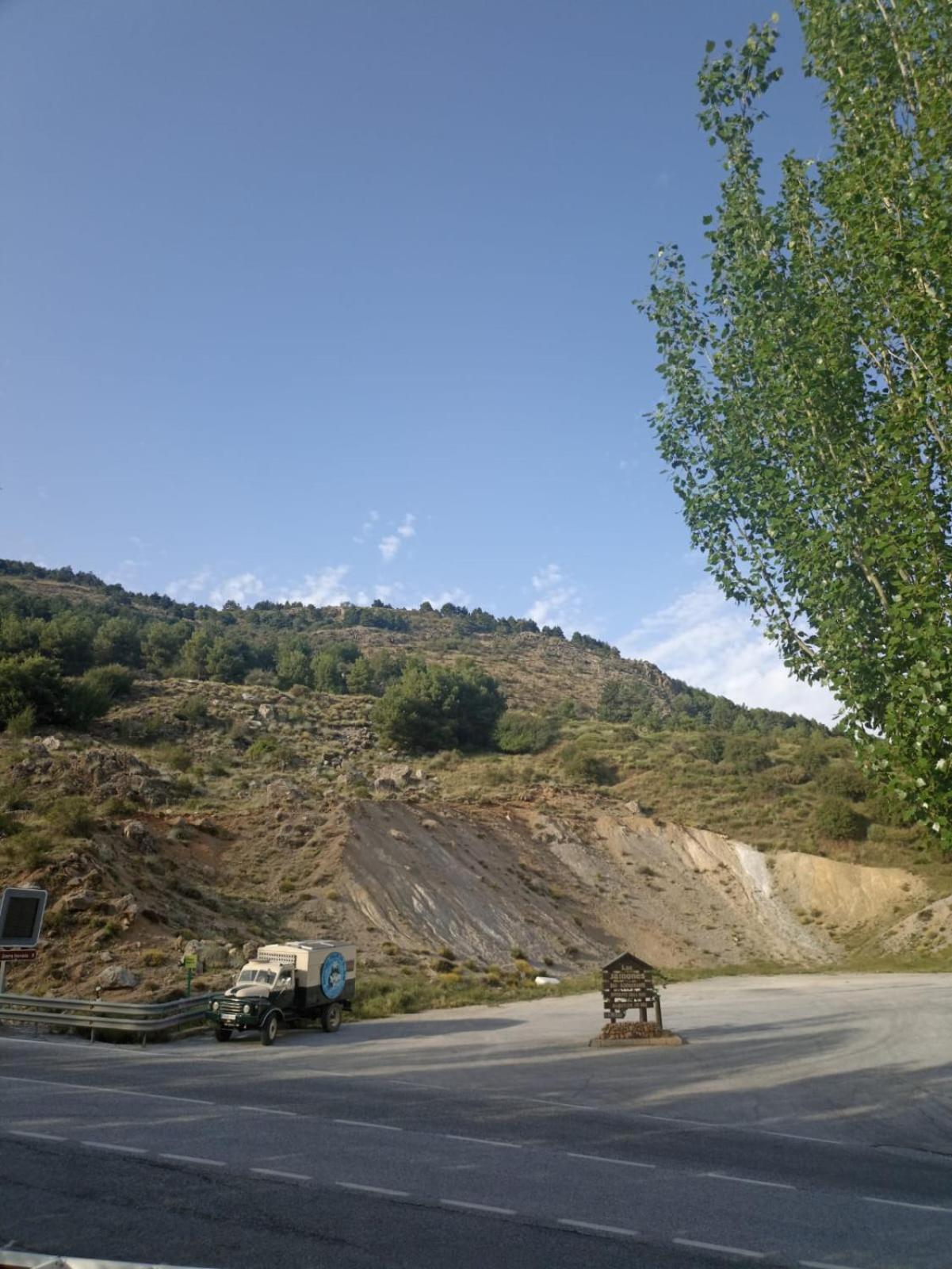 Hostal El Desvio Σιέρρα Νεβάδα Εξωτερικό φωτογραφία