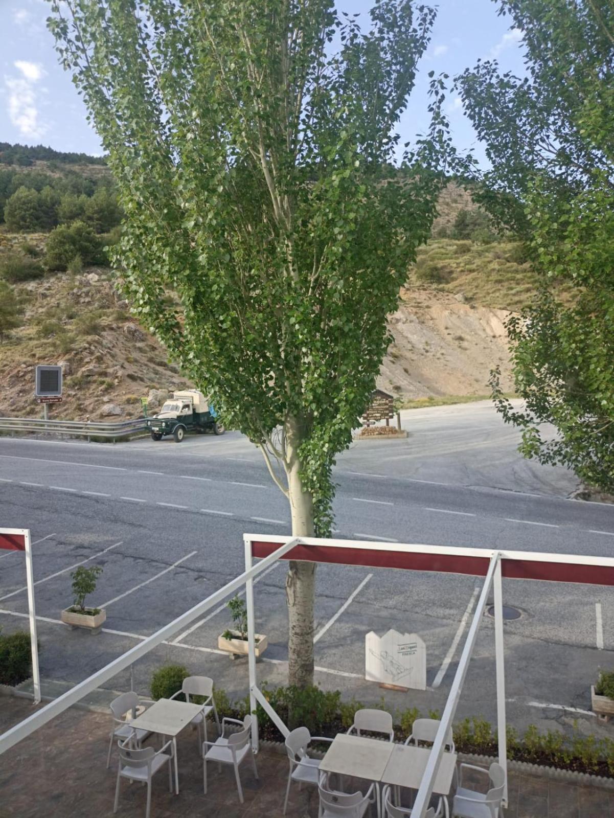 Hostal El Desvio Σιέρρα Νεβάδα Εξωτερικό φωτογραφία