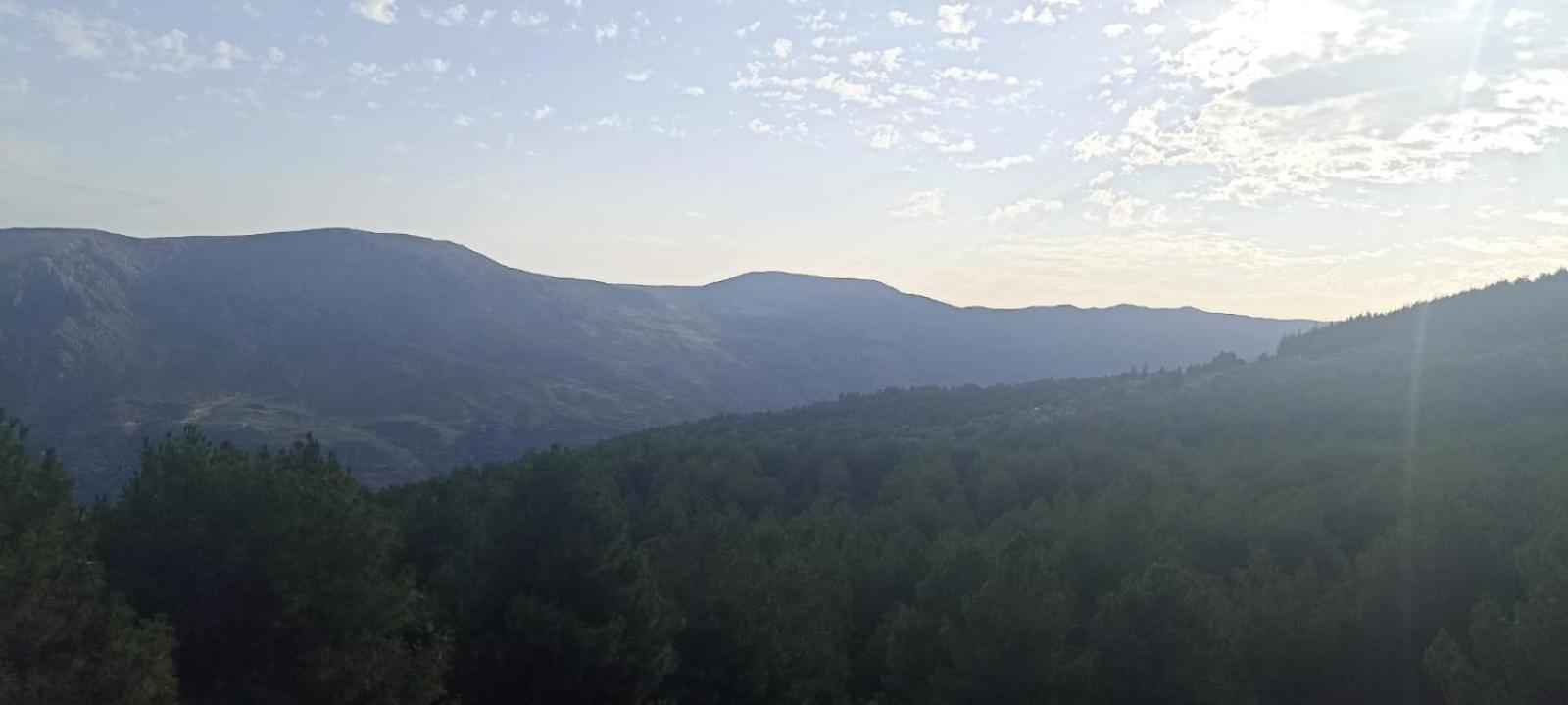 Hostal El Desvio Σιέρρα Νεβάδα Εξωτερικό φωτογραφία